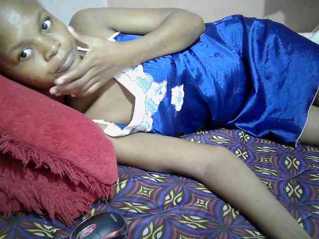 Hotdreamteen001 webcam