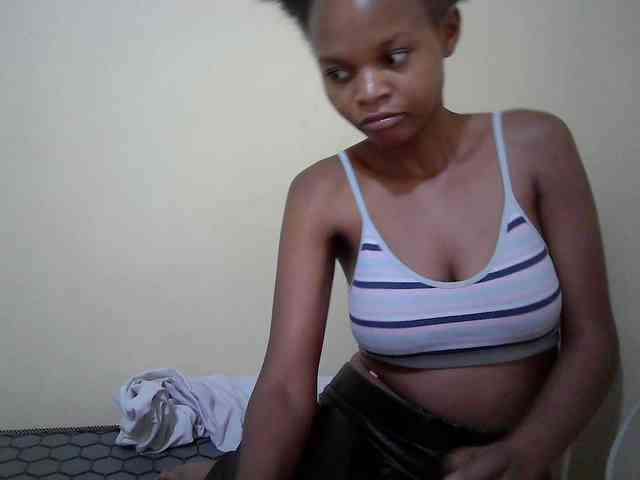 Hotdreamteen001 webcam