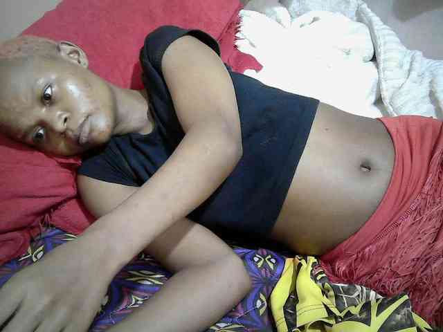 Hotdreamteen001 webcam