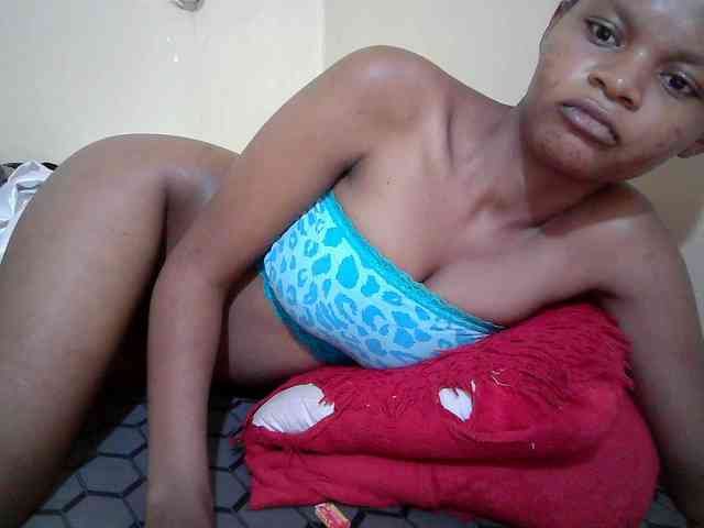 Hotdreamteen001 webcam