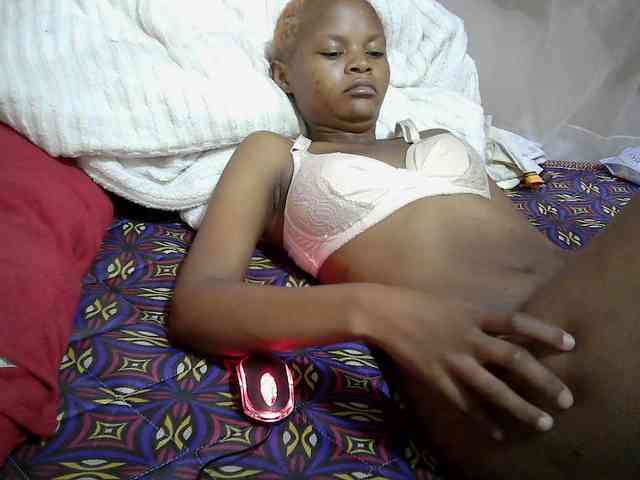 Hotdreamteen001 webcam