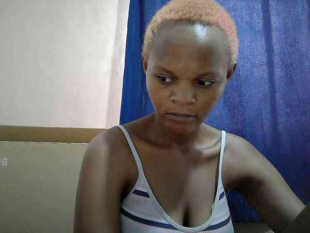 Hotdreamteen001 webcam