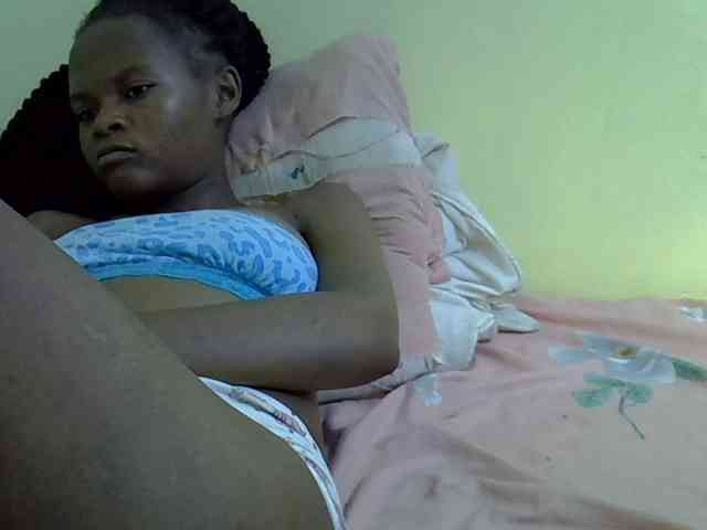 Hotdreamteen001 webcam