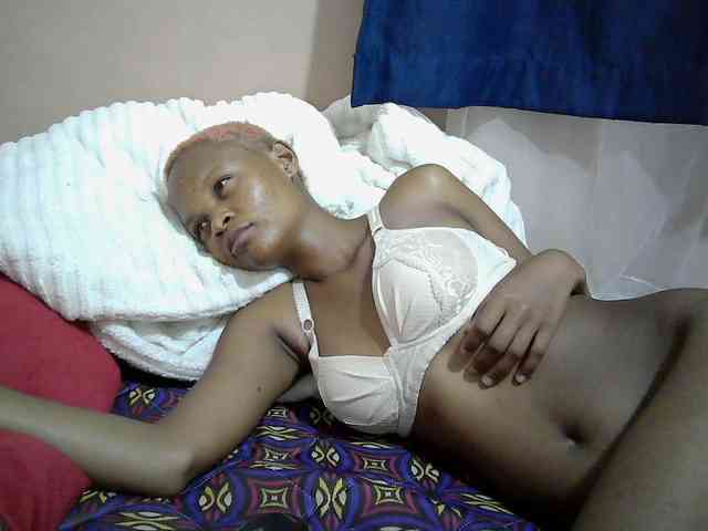 Hotdreamteen001 webcam