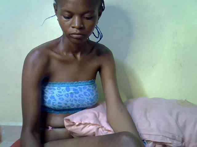 Hotdreamteen001 webcam