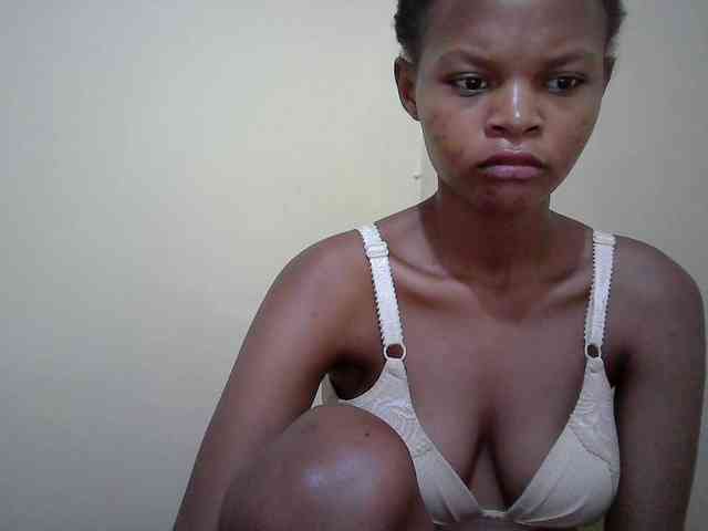 Hotdreamteen001 webcam