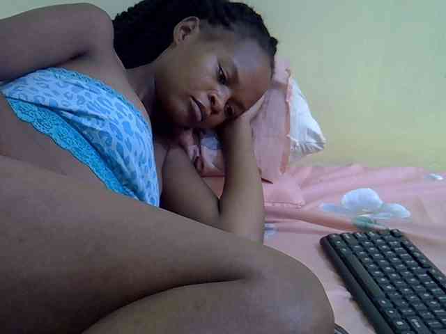 Hotdreamteen001 webcam