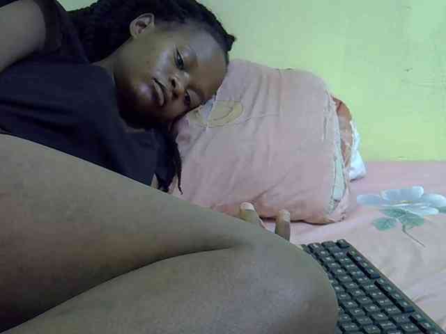 Hotdreamteen001 webcam