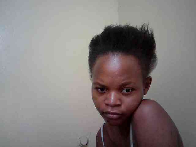 Hotdreamteen001 webcam