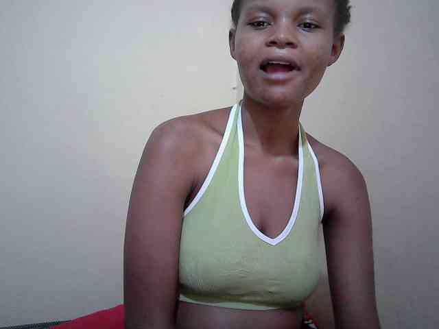 Hotdreamteen001 webcam