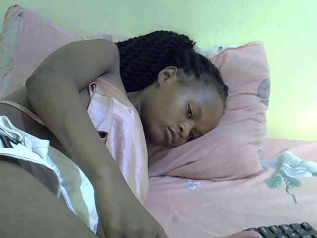 Hotdreamteen001 webcam