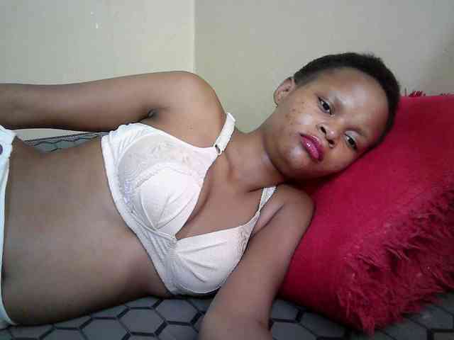 Hotdreamteen001 webcam