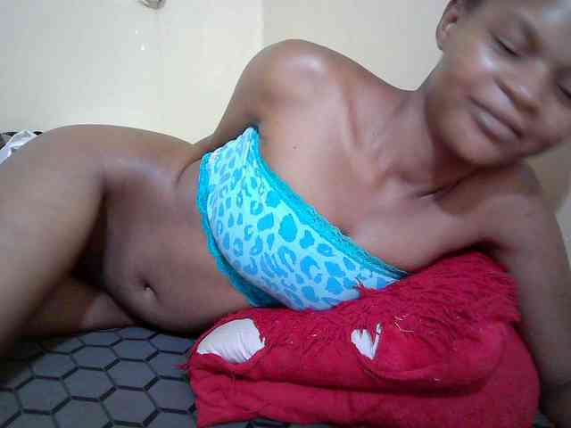 Hotdreamteen001 webcam