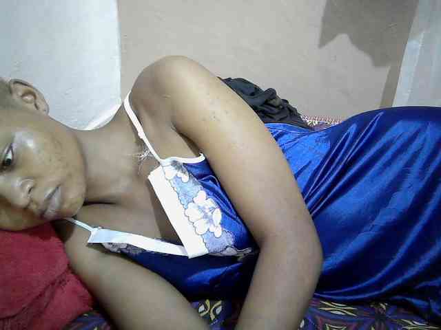 Hotdreamteen001 webcam