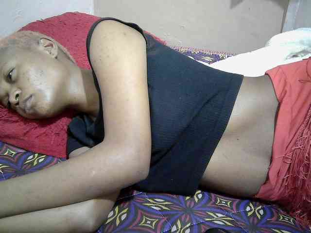 Hotdreamteen001 webcam