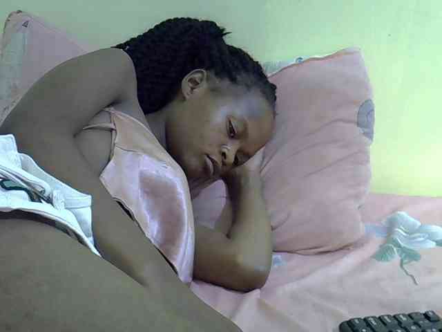 Hotdreamteen001 webcam