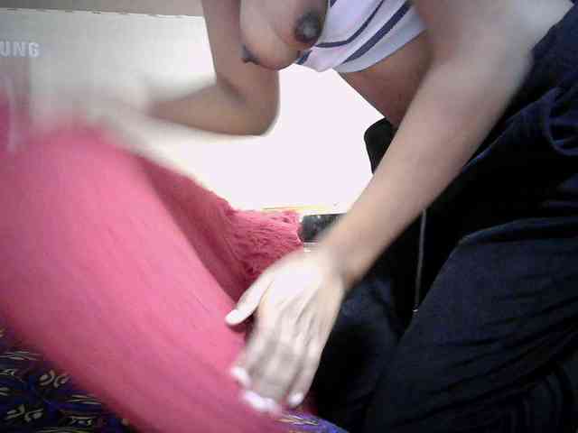 Hotdreamteen001 Live Webcam on BongaCams