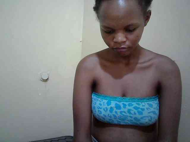 Hotdreamteen001 webcam