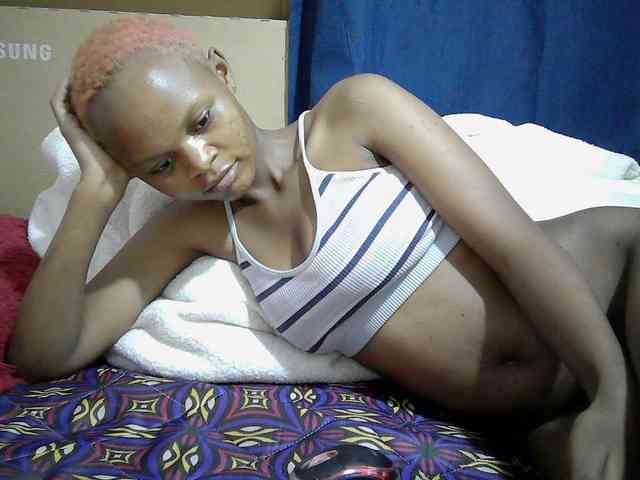 Hotdreamteen001 webcam