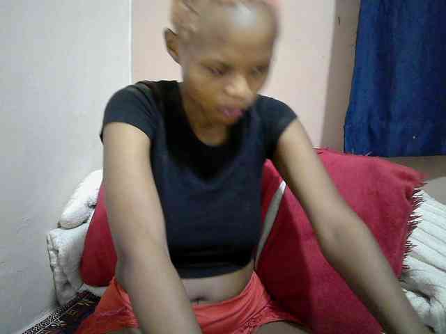 Hotdreamteen001 webcam