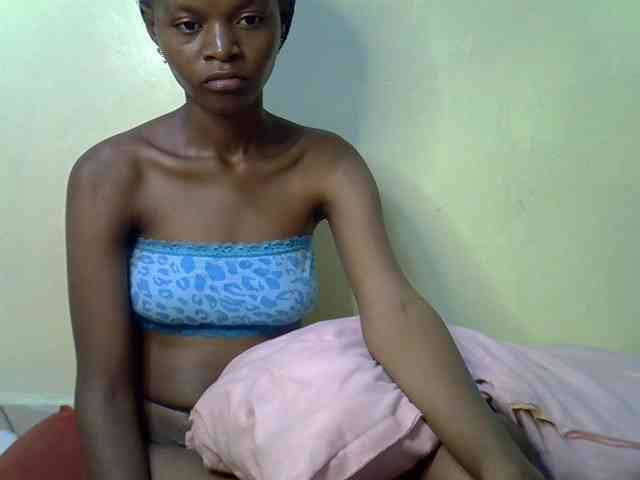 Hotdreamteen001 webcam