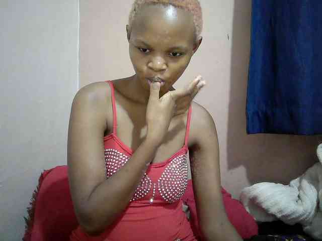 Hotdreamteen001 webcam