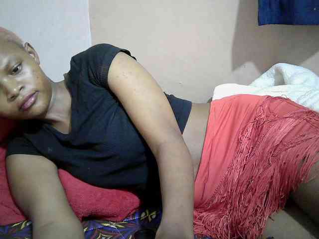 Hotdreamteen001 webcam