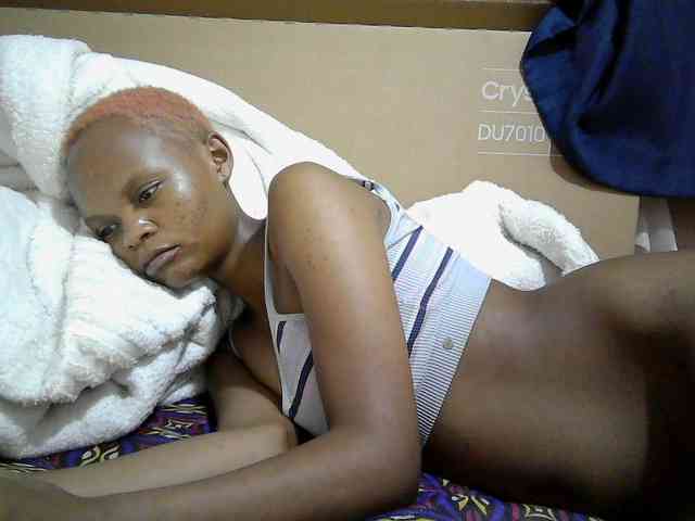 Hotdreamteen001 webcam