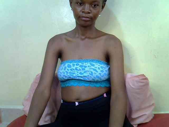 Hotdreamteen001 webcam