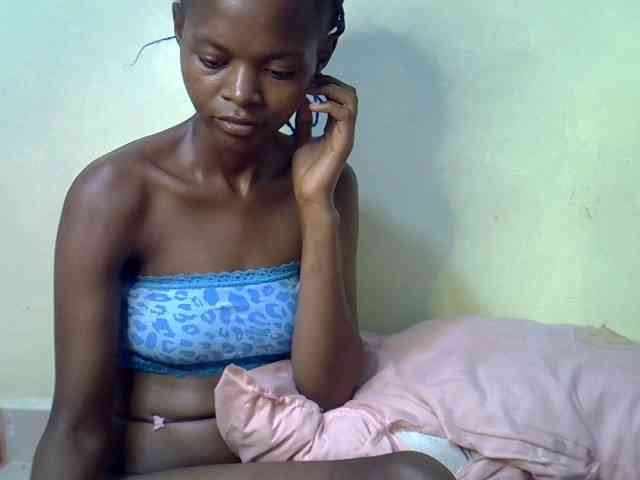 Hotdreamteen001 webcam