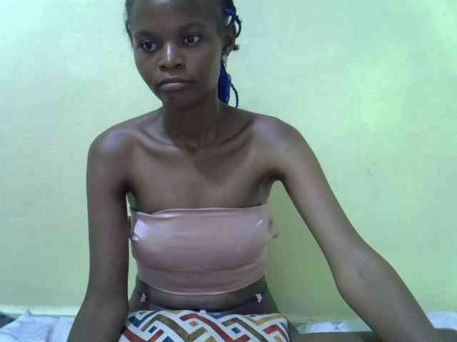 Hotdreamteen001 webcam