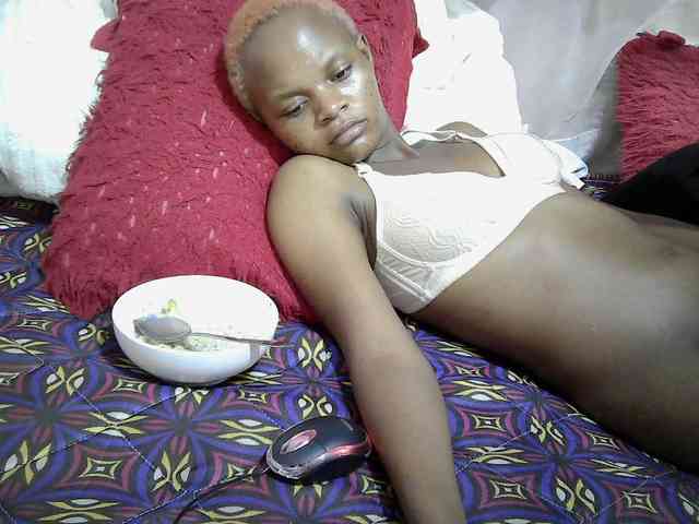 Hotdreamteen001 webcam