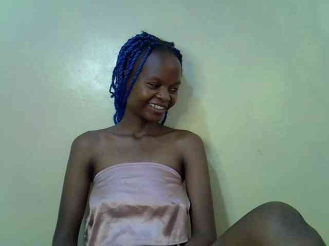 Hotdreamteen001 webcam