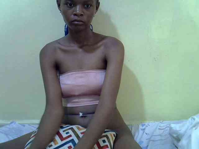 Hotdreamteen001 webcam