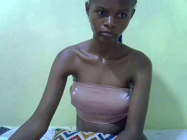 Hotdreamteen001 webcam