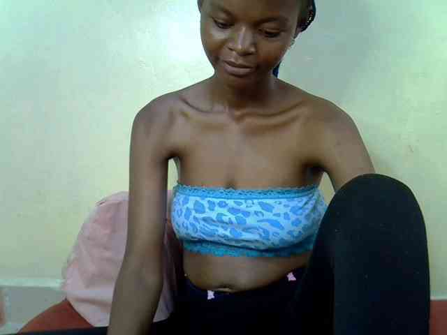 Hotdreamteen001 webcam