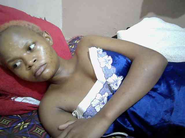 Hotdreamteen001 webcam