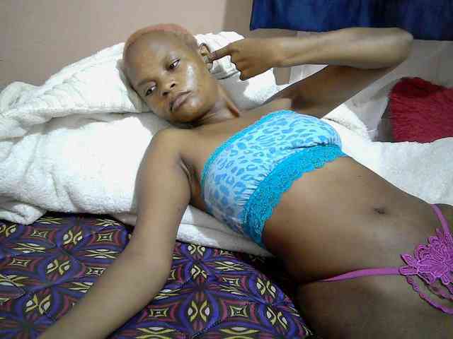 Hotdreamteen001 webcam