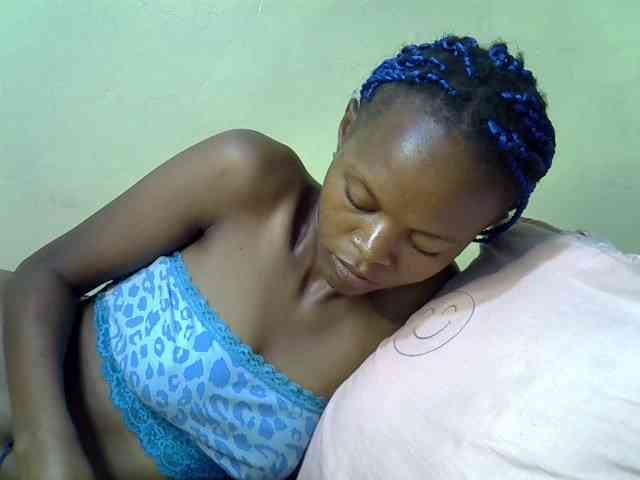 Hotdreamteen001 webcam