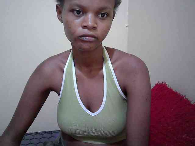 Hotdreamteen001 webcam