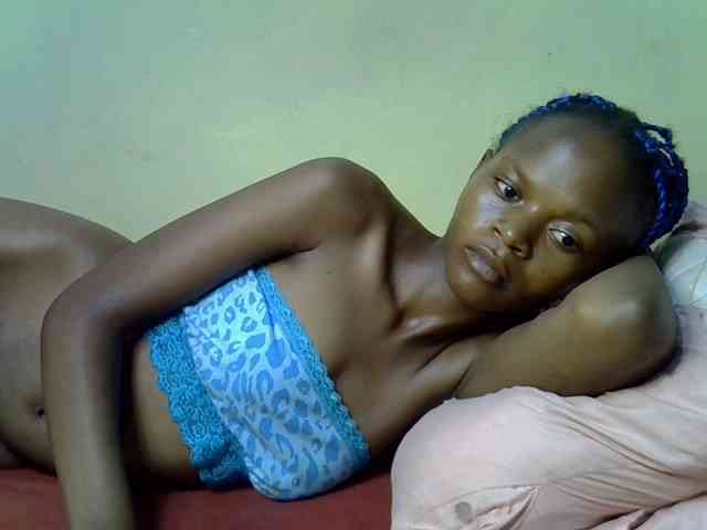 Hotdreamteen001 webcam