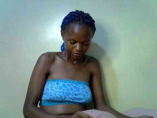 Hotdreamteen001 webcam