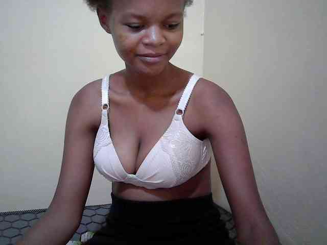 Hotdreamteen001 webcam