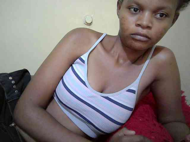 Hotdreamteen001 webcam