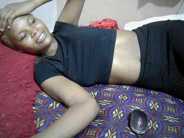 Hotdreamteen001 webcam