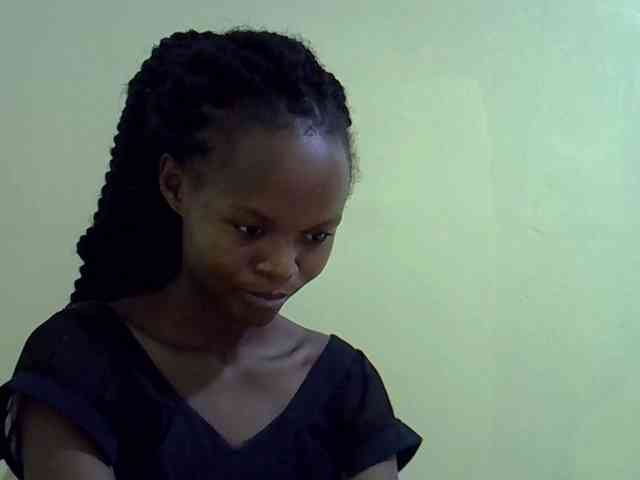 Hotdreamteen001 webcam