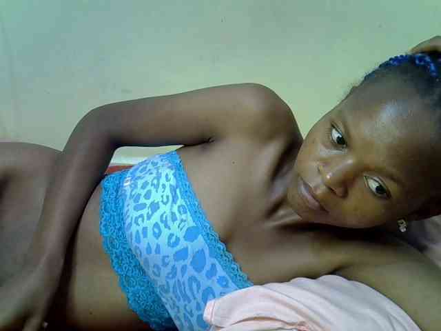 Hotdreamteen001 webcam