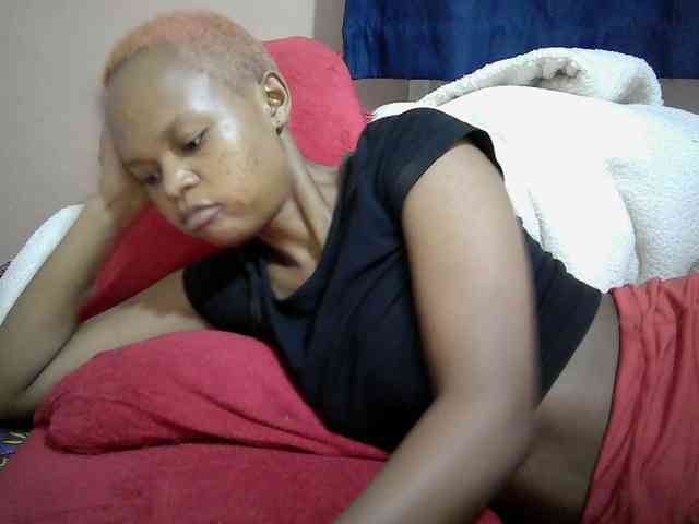 Hotdreamteen001 webcam