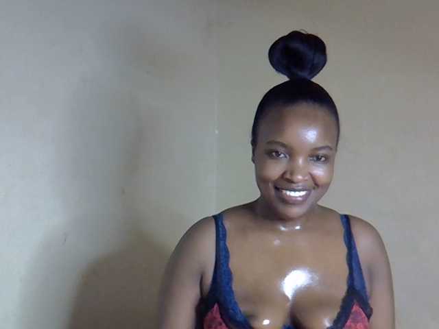 sexyveemani's BongaCams show and profile