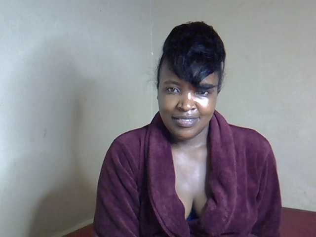 sexyveemani's BongaCams show and profile